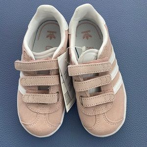 Brand New Girls Gazelle - Icy Pink